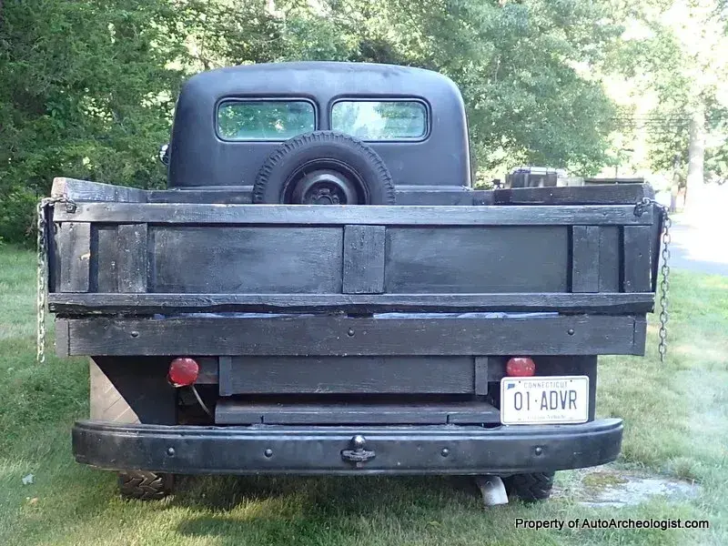 1952 International L120 Flatbed