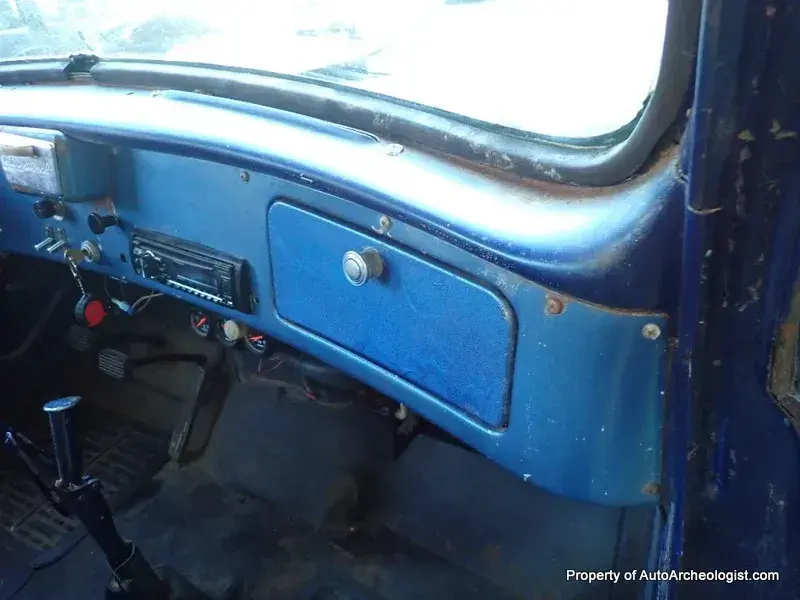 1952 International L120 Flatbed