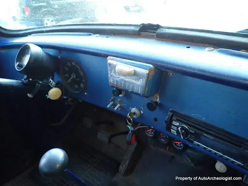 1952 International L120 Flatbed