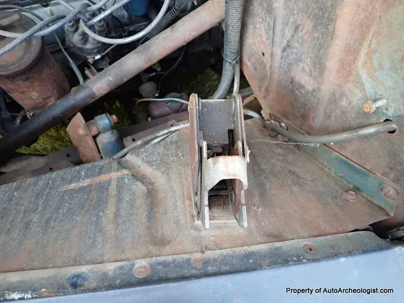 1952 International L120 Flatbed