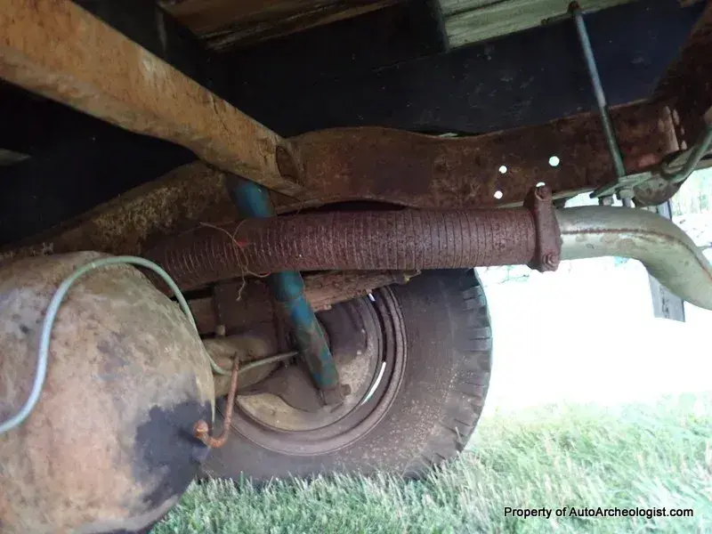 1952 International L120 Flatbed