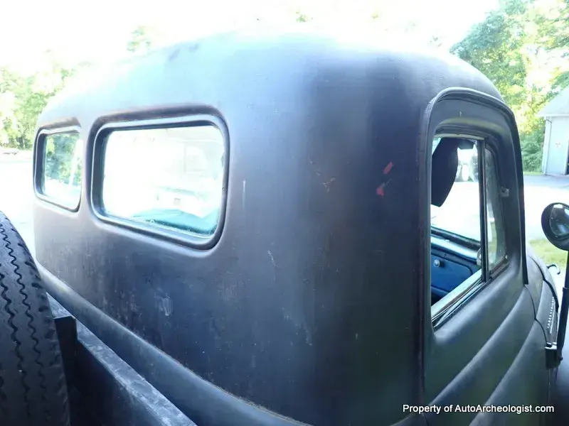 1952 International L120 Flatbed