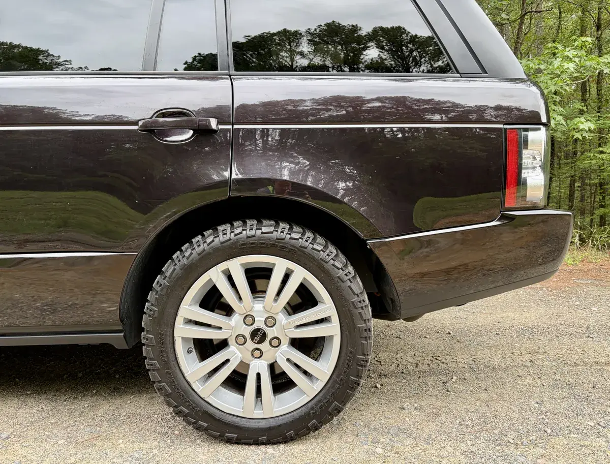 2012 Land Rover Range Rover HSE Luxury