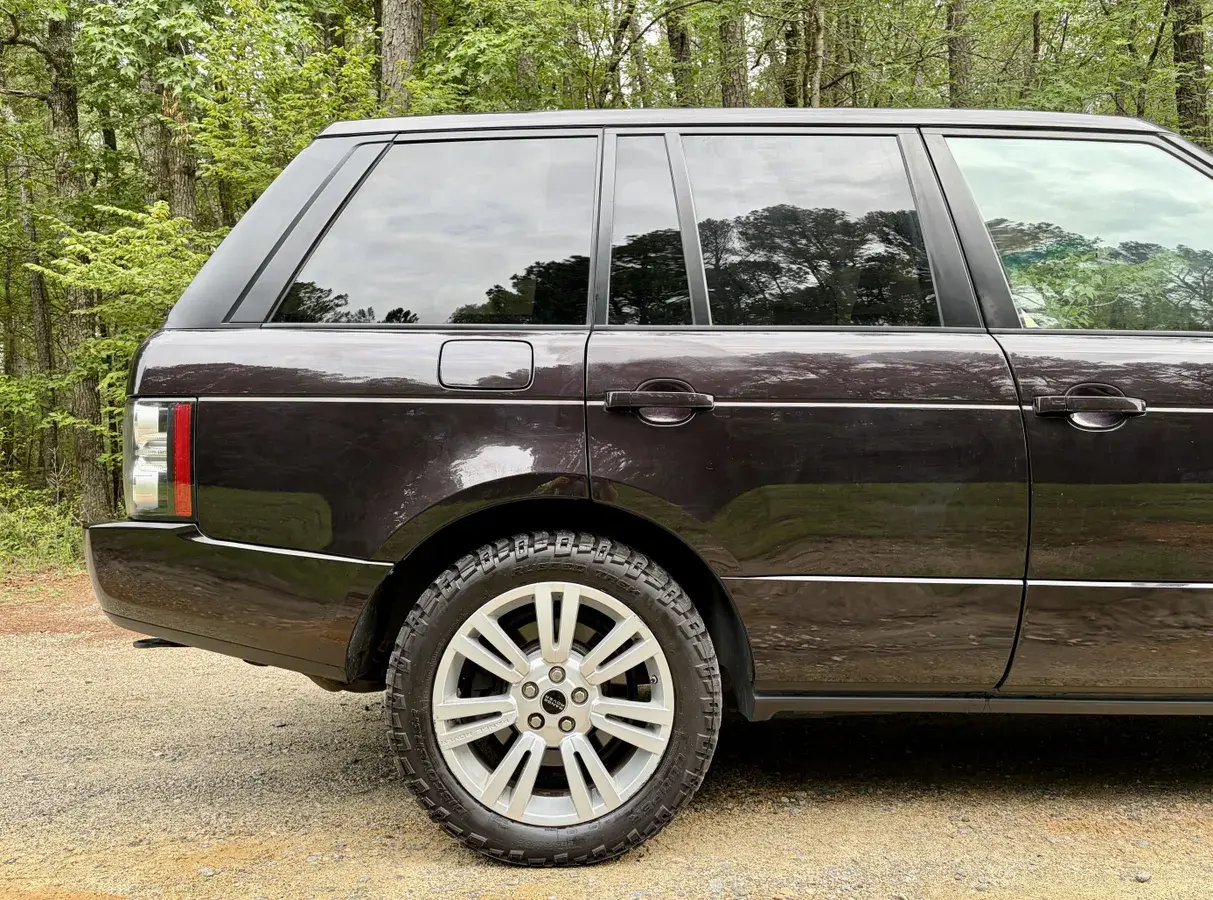 2012 Land Rover Range Rover HSE Luxury