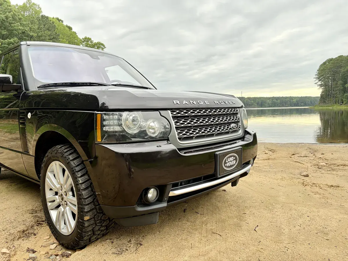2012 Land Rover Range Rover HSE Luxury