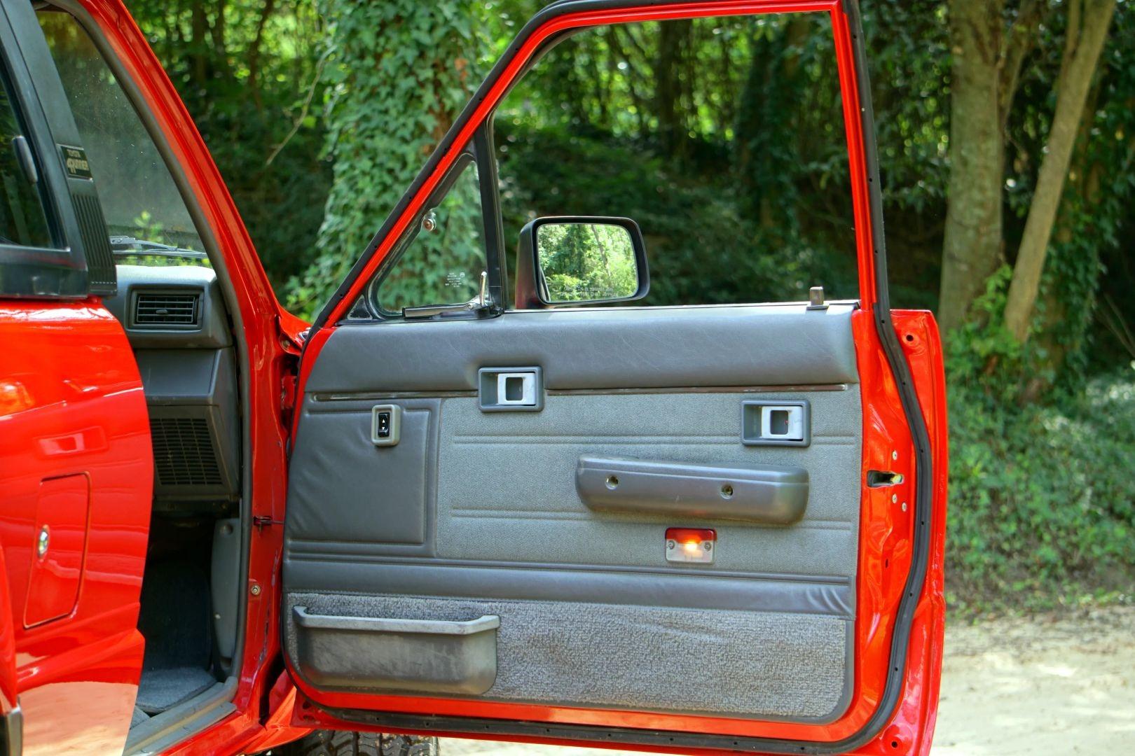 1986 Toyota 4Runner DLX