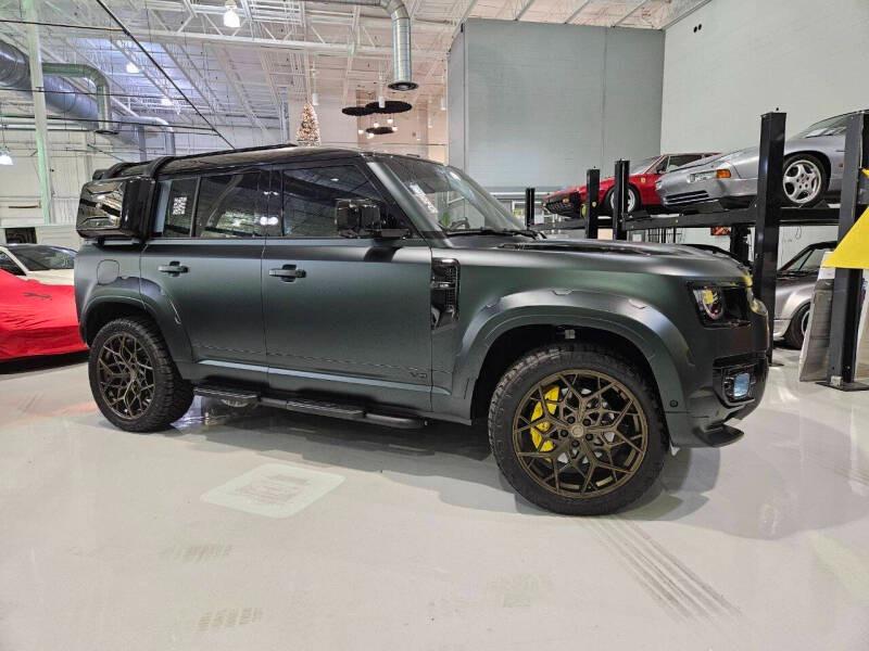 2025 Land Rover Defender 110 V8 Urban Widetrack