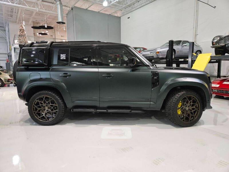 2025 Land Rover Defender 110 V8 Urban Widetrack