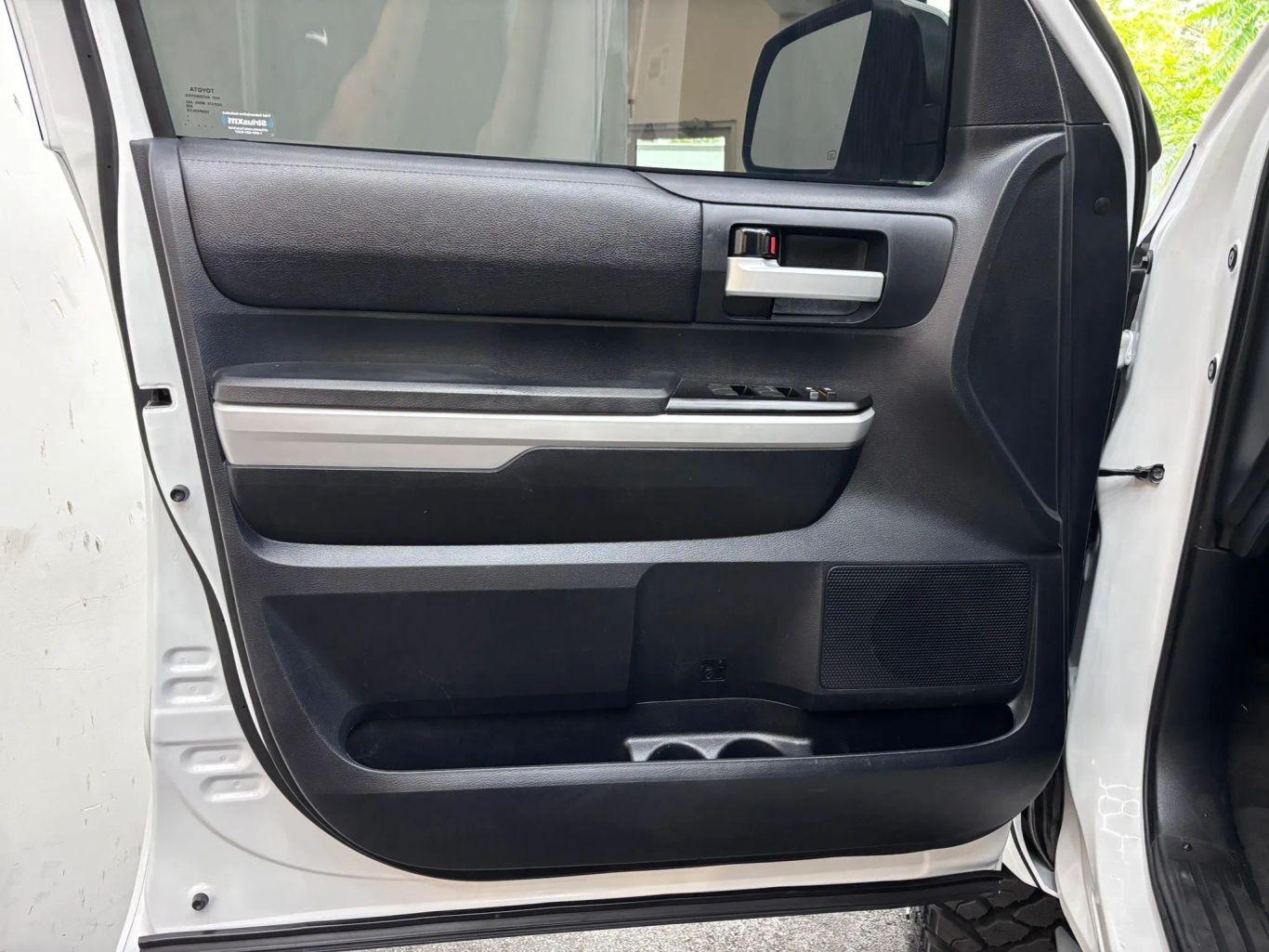 2019 Toyota Tundra SR5