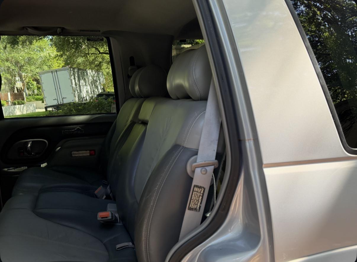 2000 GMC Yukon Denali