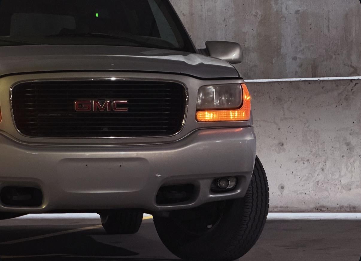 2000 GMC Yukon Denali