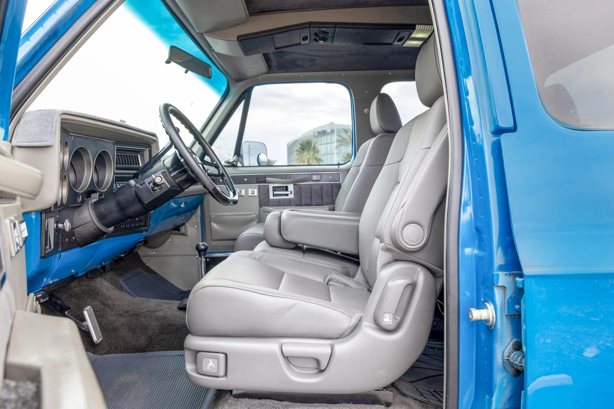 Custom 1989 GMC R3500 Crew Cab 4×4