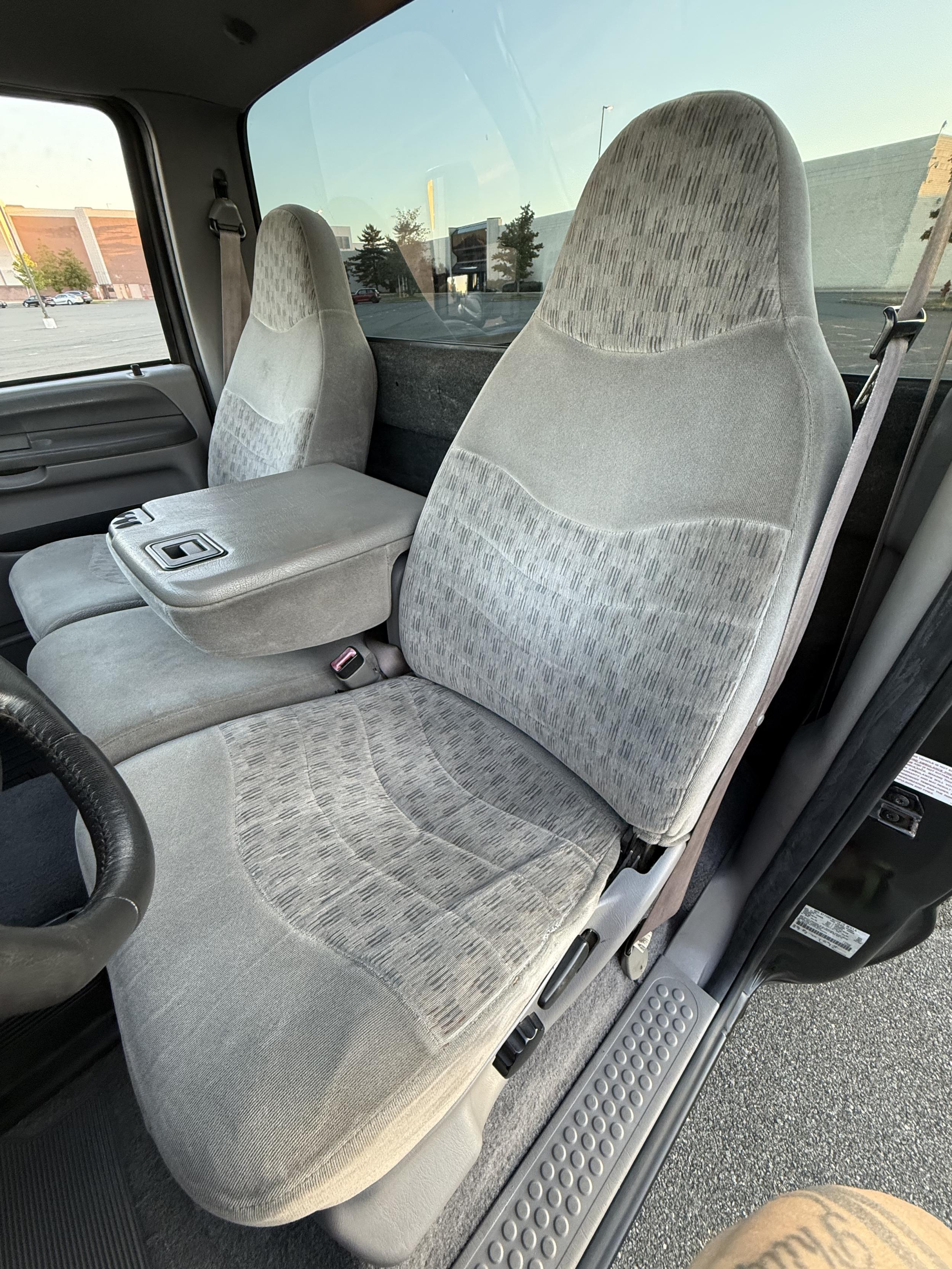 2000 Ford F-350 XLT Wide-Track Conversion