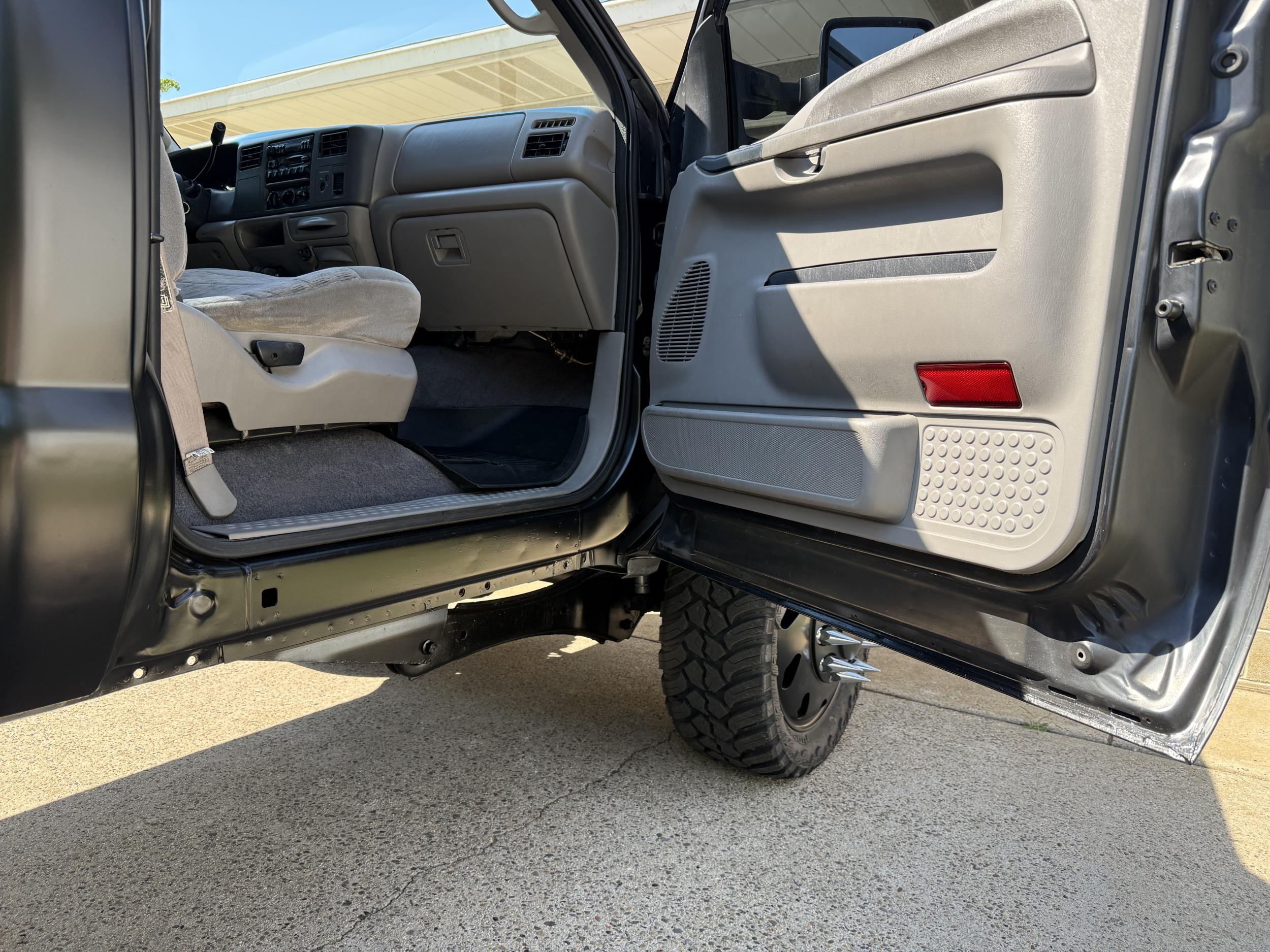 2000 Ford F-350 XLT Wide-Track Conversion