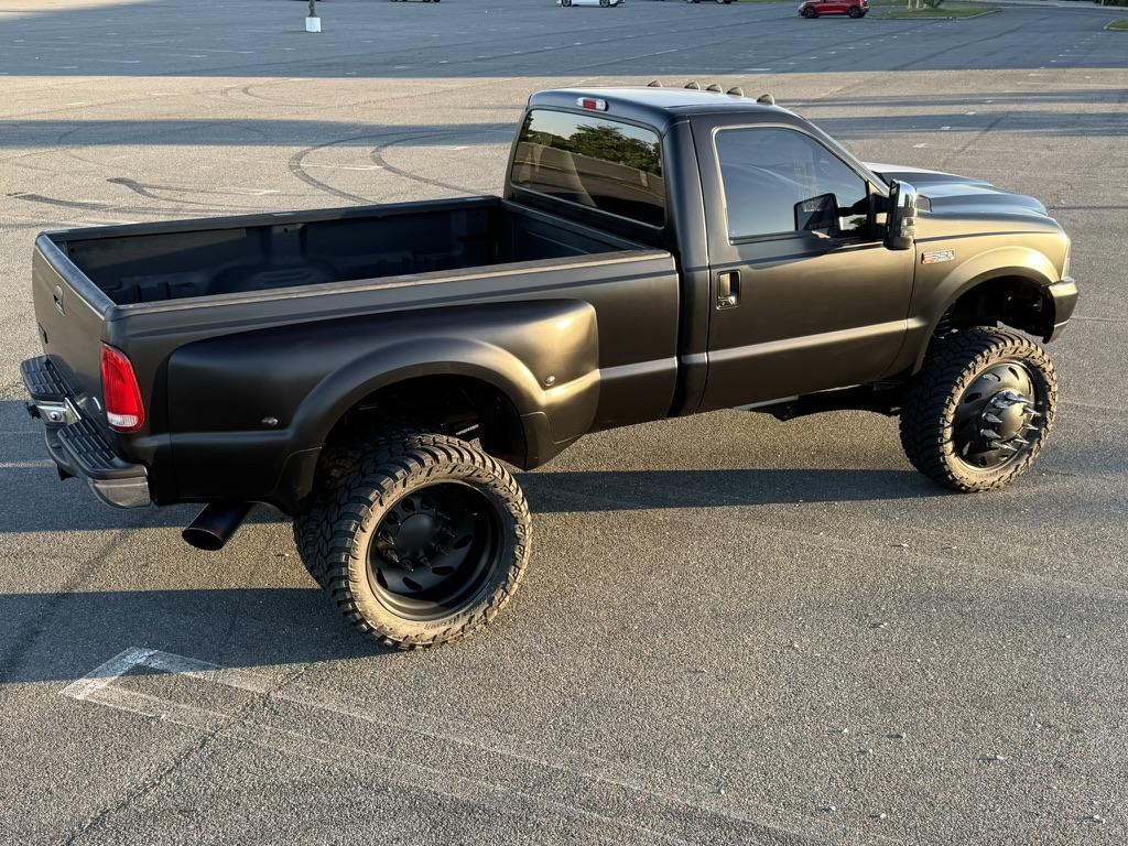 2000 Ford F-350 XLT Wide-Track Conversion