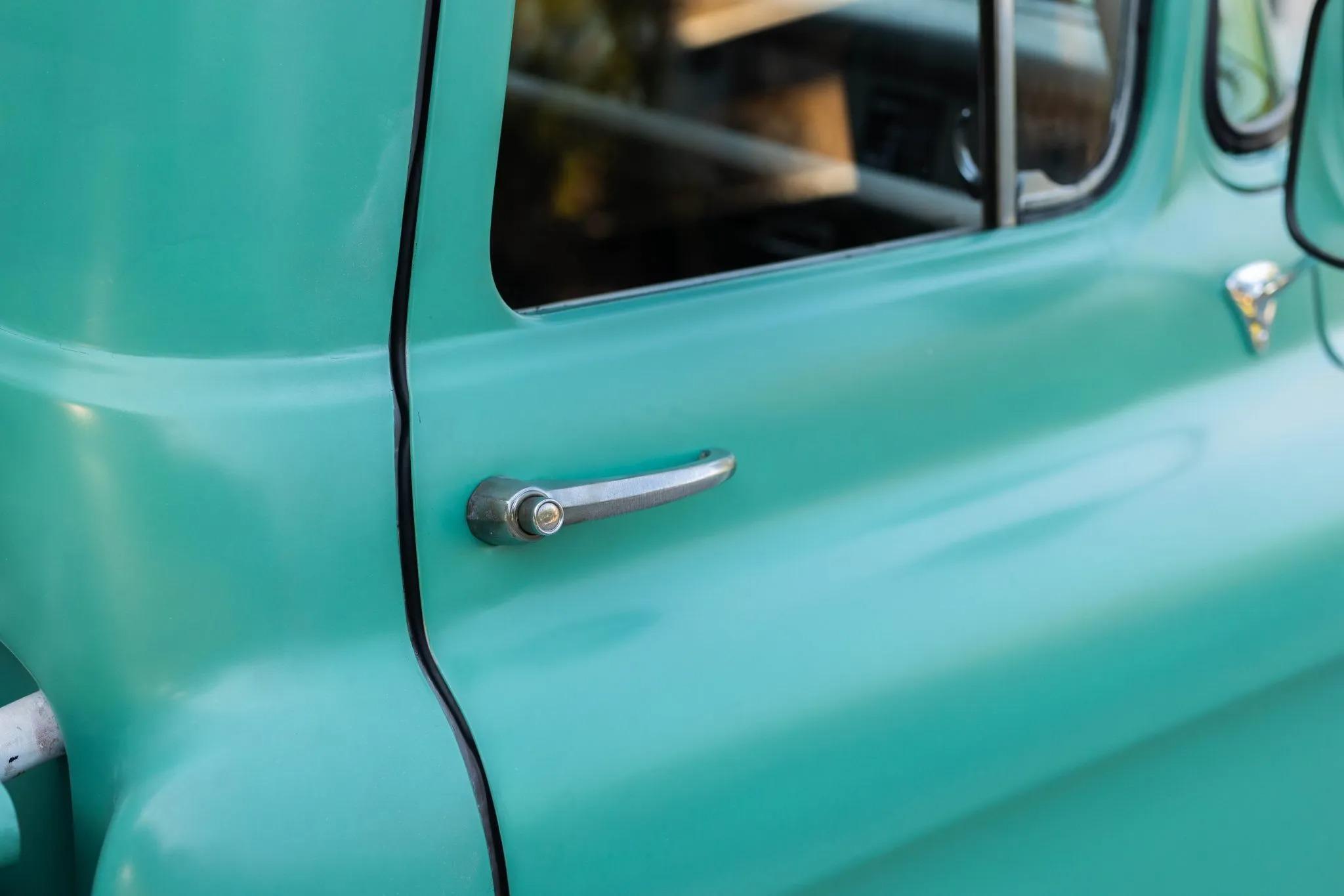 6.2L-Powered 1958 GMC 150 Stepside 4x4