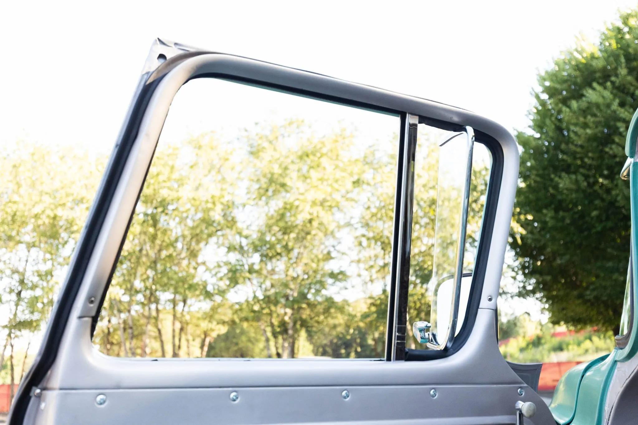 6.2L-Powered 1958 GMC 150 Stepside 4x4