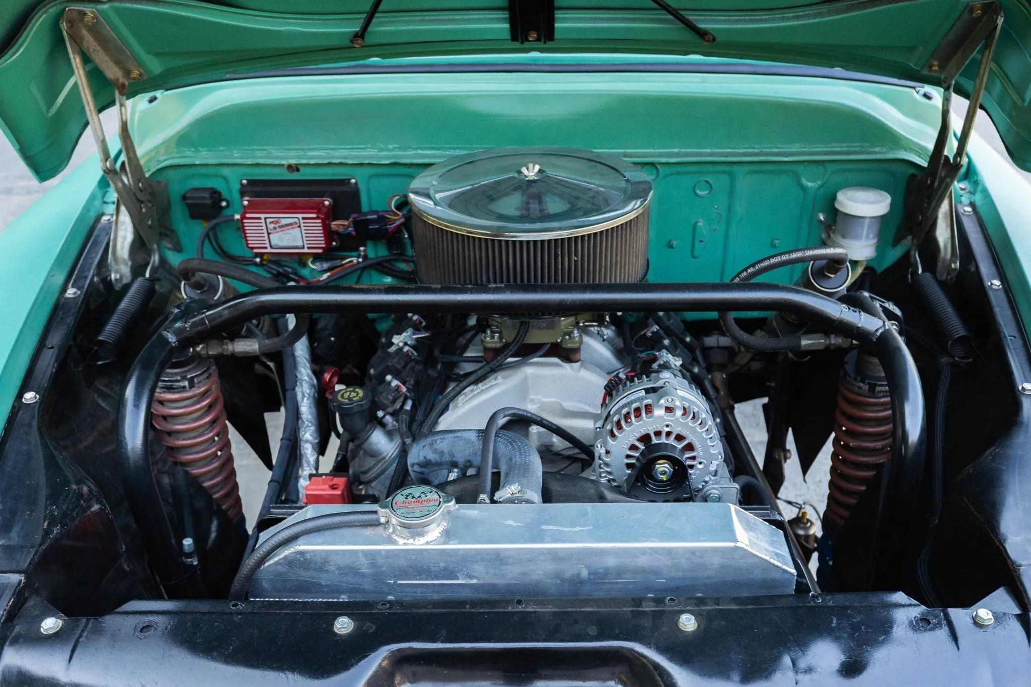 6.2L-Powered 1958 GMC 150 Stepside 4x4