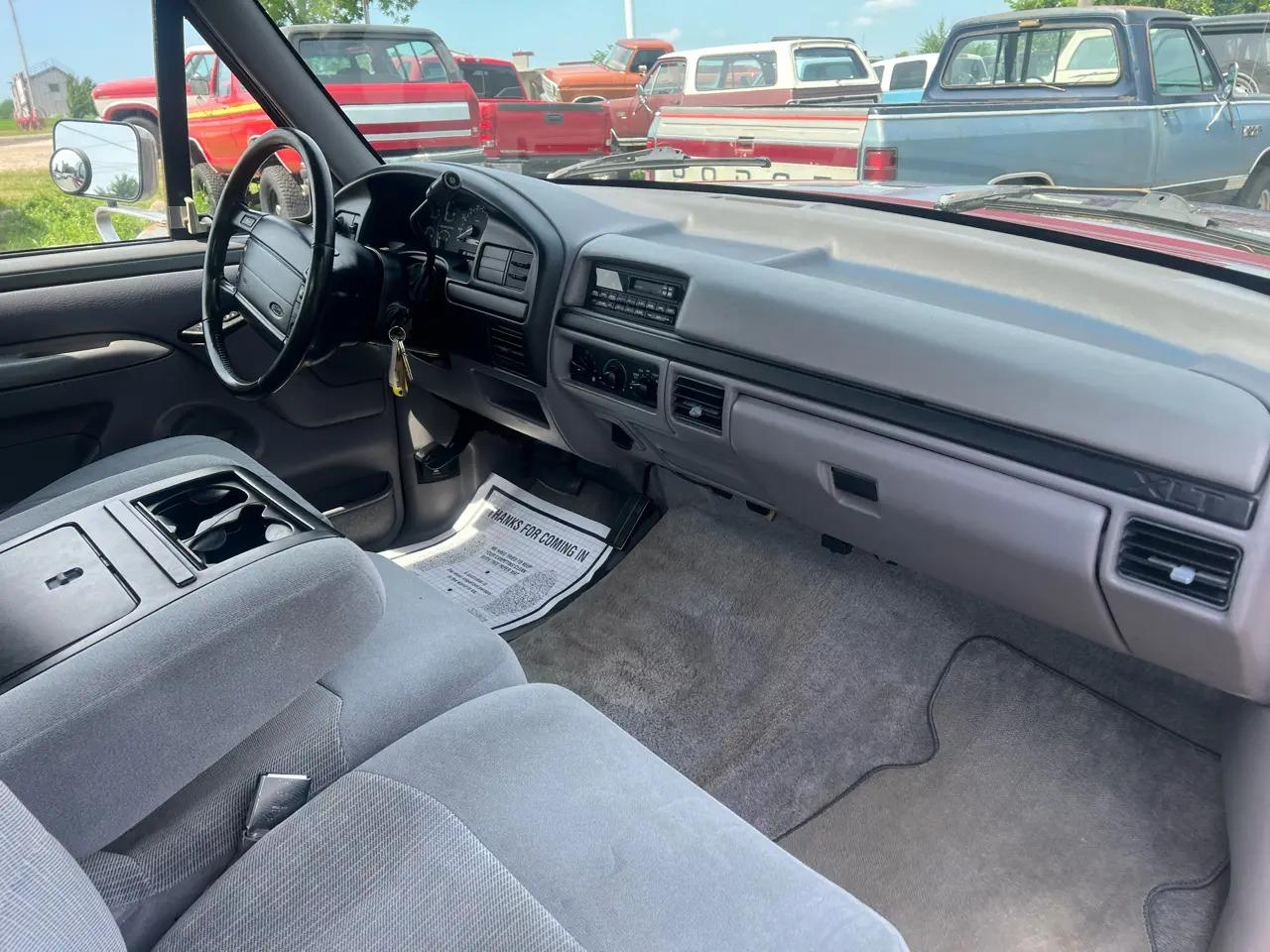 1996 Ford F-150 XLT