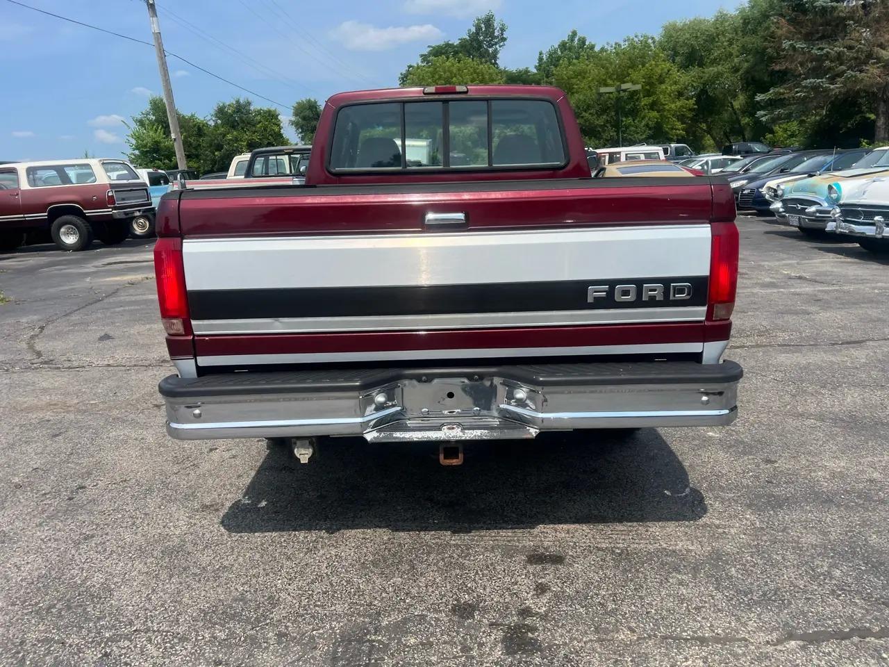 1996 Ford F-150 XLT - 4