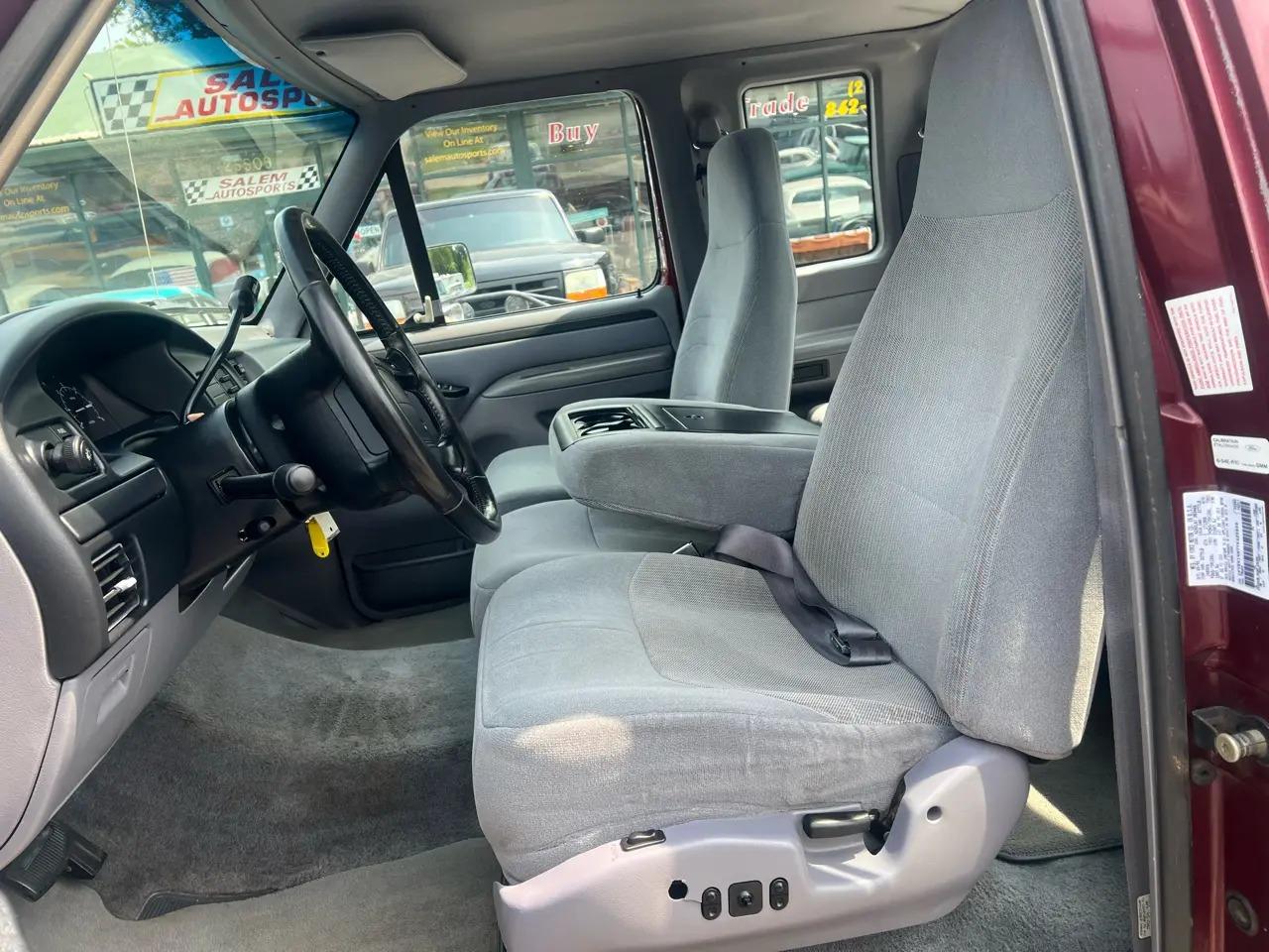 1996 Ford F-150 XLT