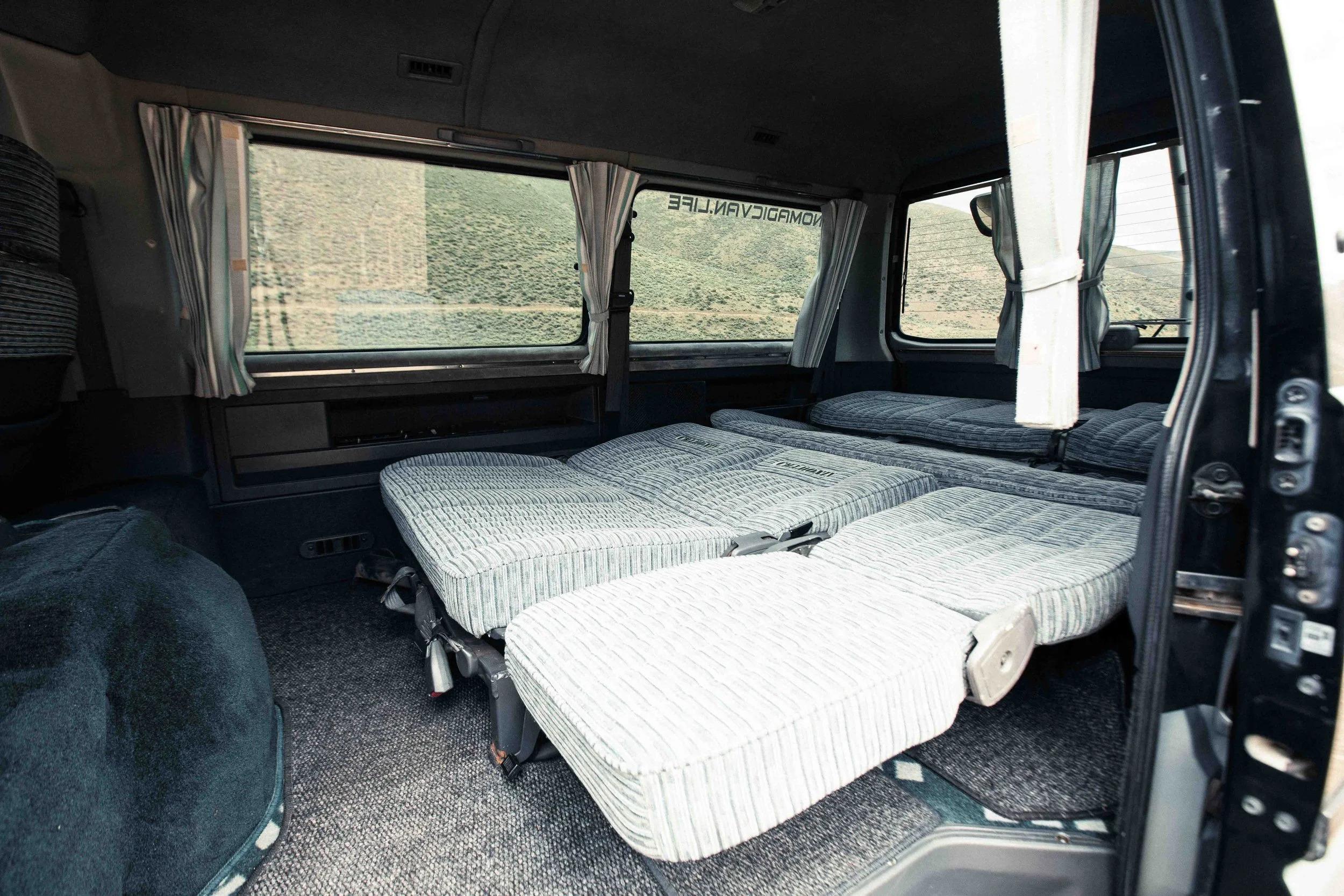 1992 Mitsubishi Delica L300 Star Wagon Chamonix