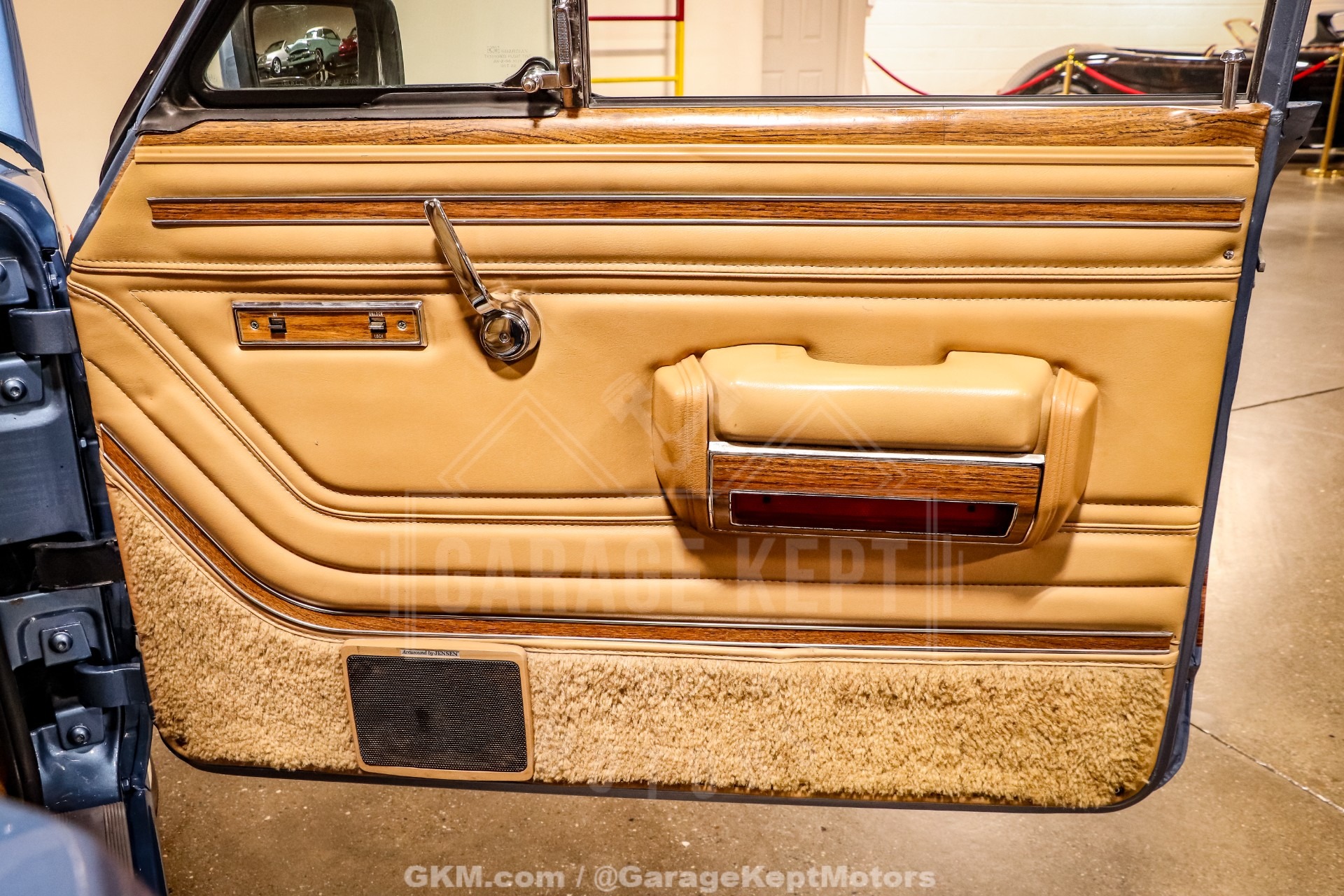 1987 Jeep Grand Wagoneer