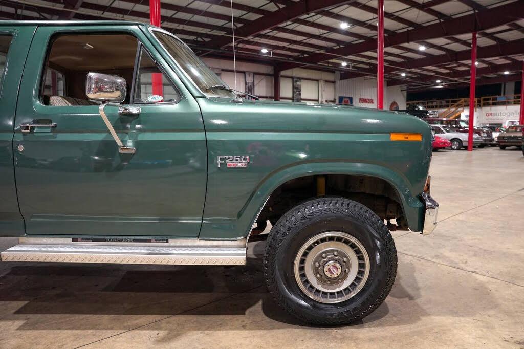 52k-Mile 1986 Ford F-250 4x4