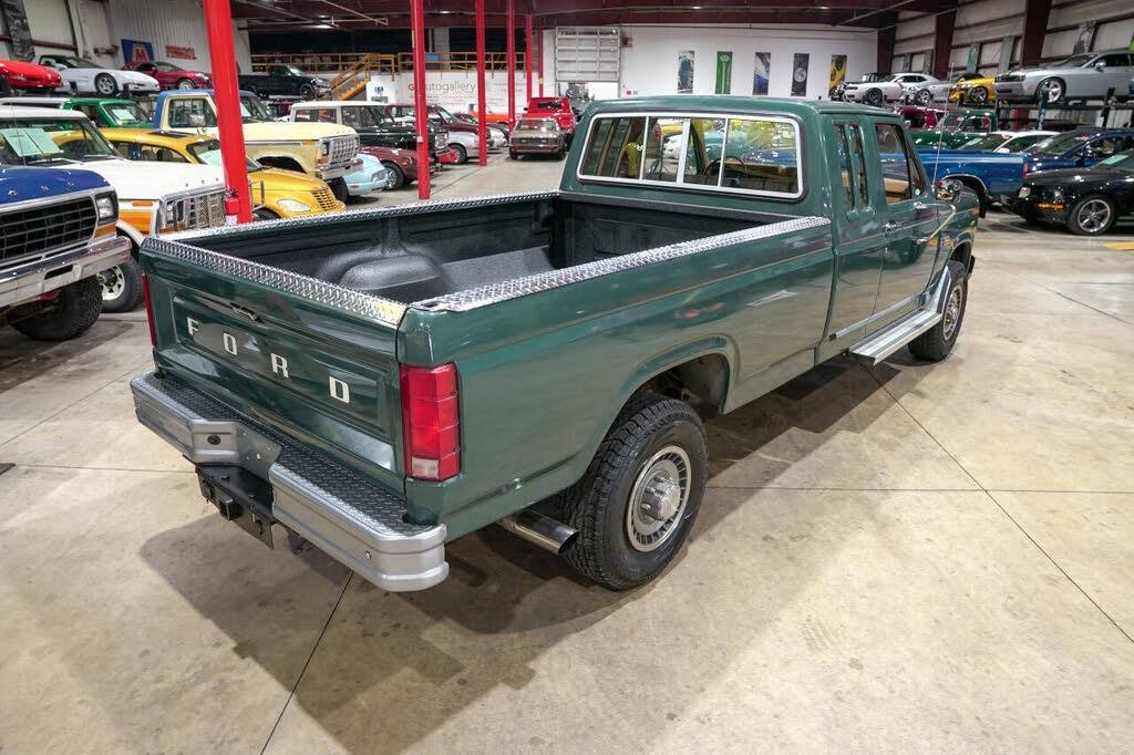 52k-Mile 1986 Ford F-250 4x4