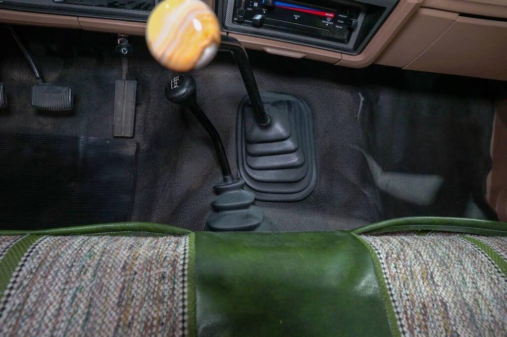 52k-Mile 1986 Ford F-250 4x4