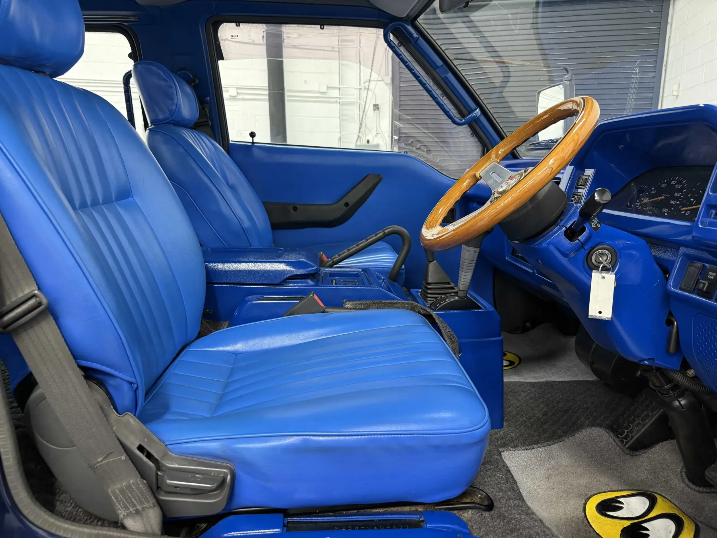 Lifted 1993 Mitsubishi Delica L300