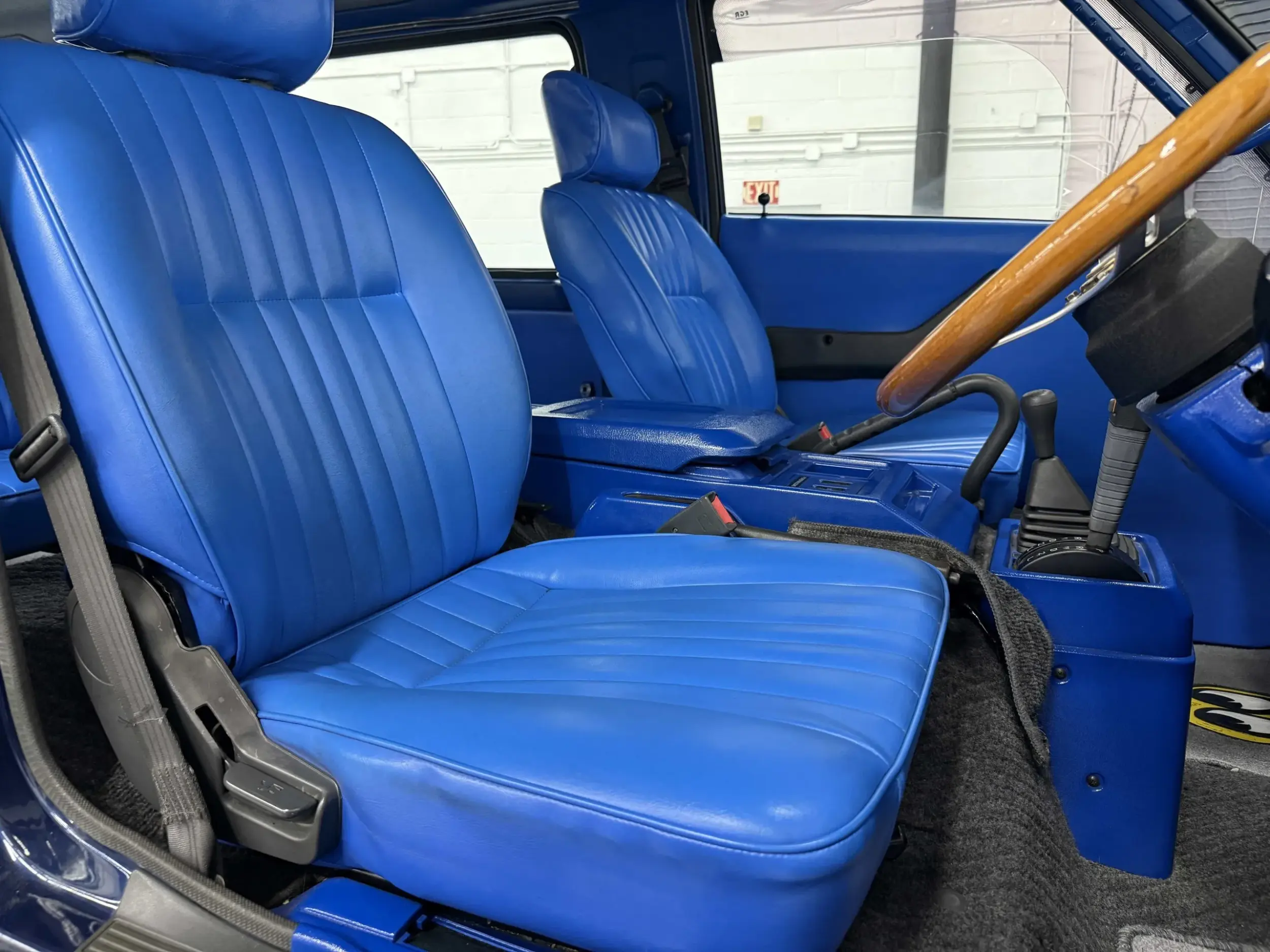 Lifted 1993 Mitsubishi Delica L300