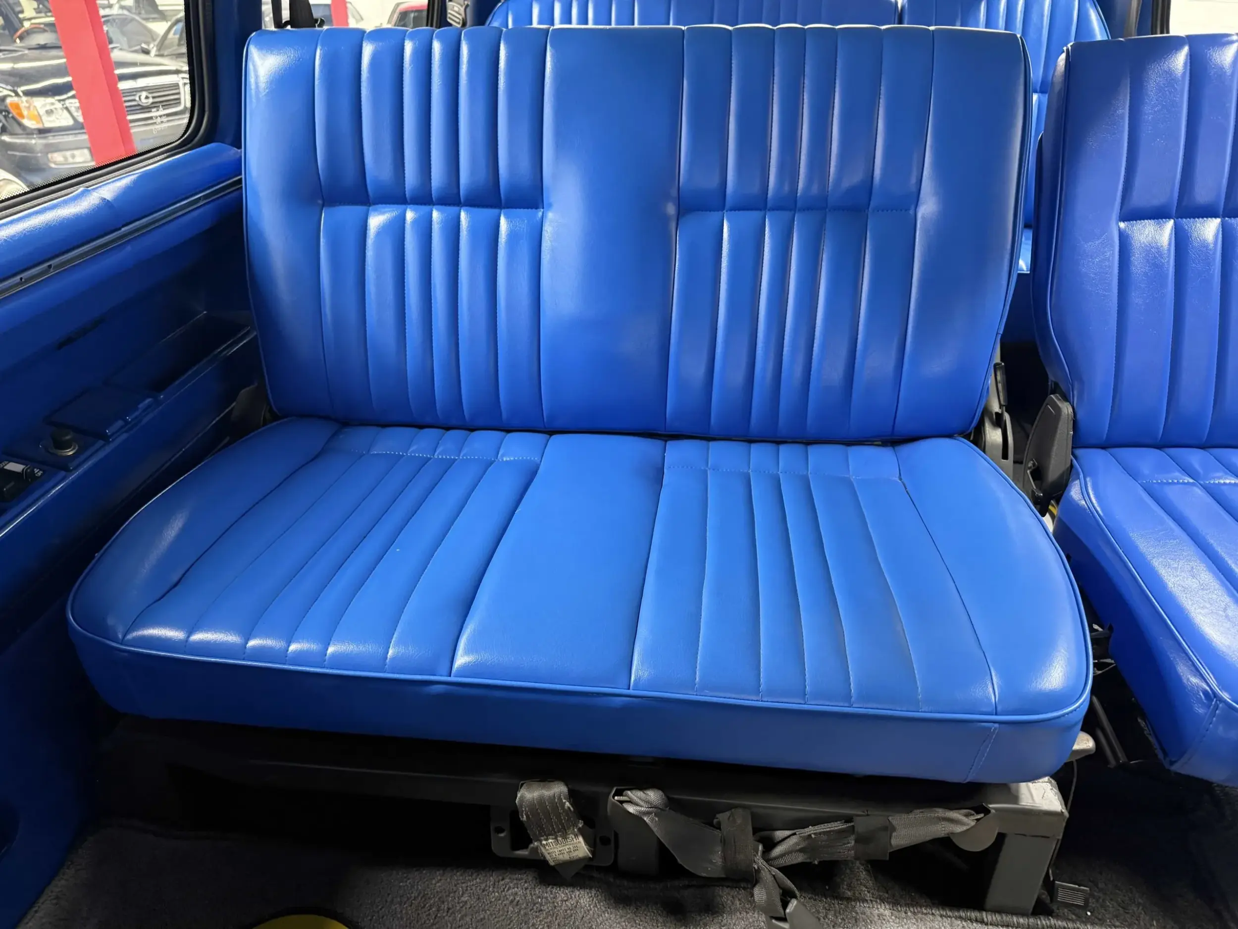 Lifted 1993 Mitsubishi Delica L300