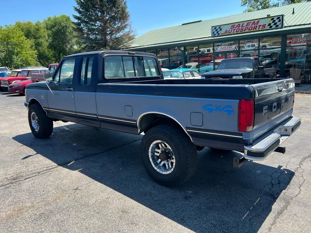 1991 Ford F-250 XLT Lariat - 4