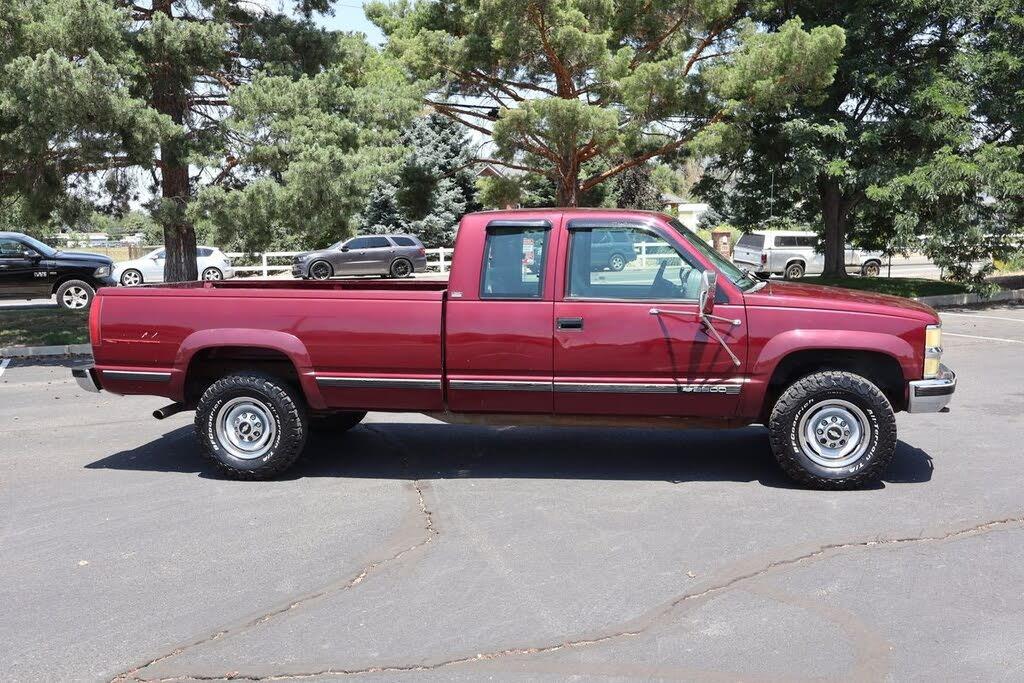 1995 Chevrolet K2500 Cheyenne - 2