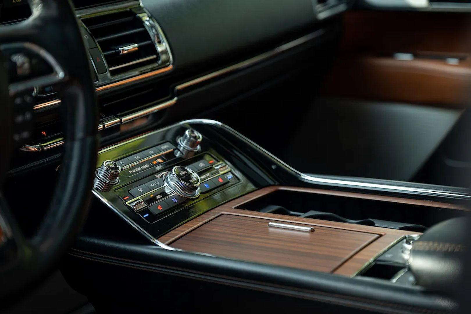 2018 Lincoln Navigator Reserve Sport