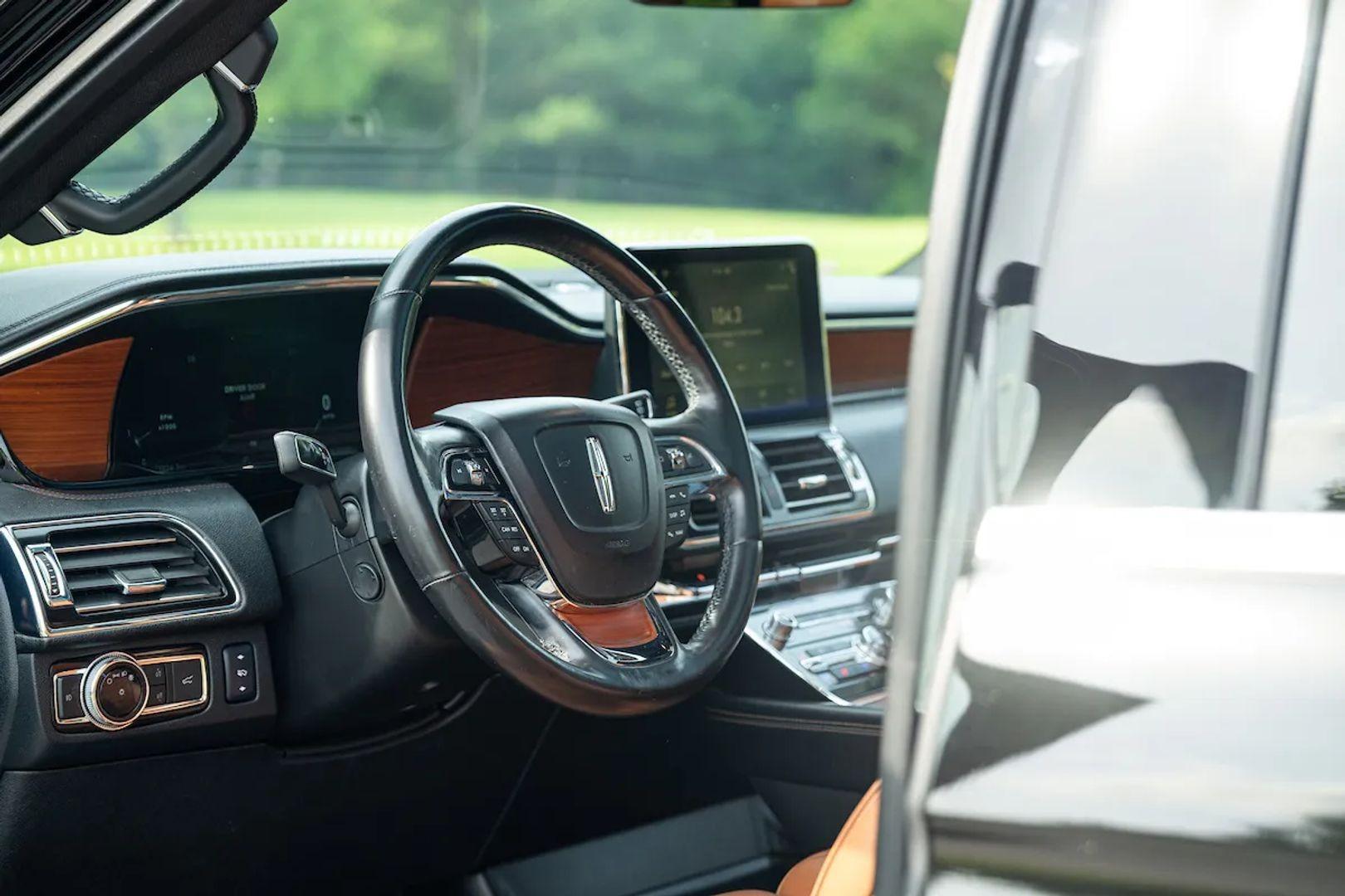 2018 Lincoln Navigator Reserve Sport