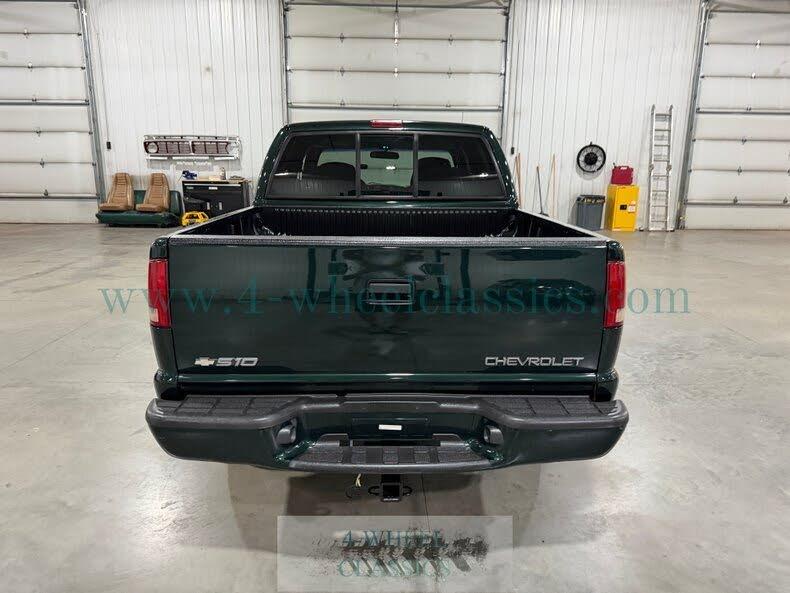 2003 Chevrolet S-10 LS - 4
