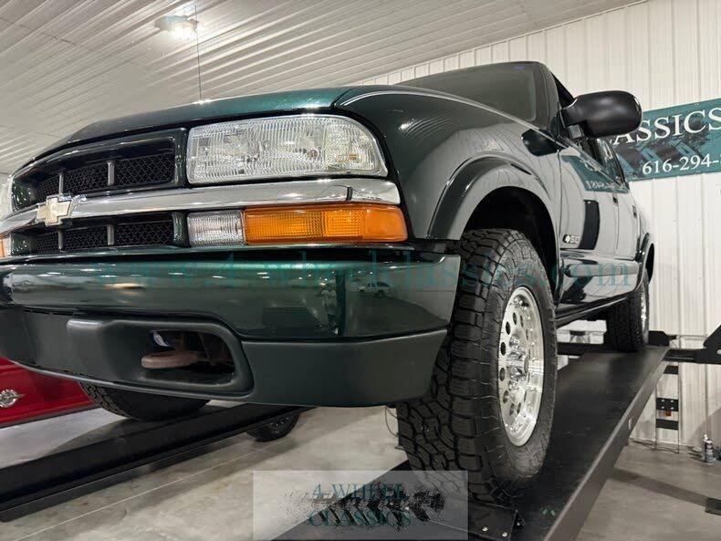 2003 Chevrolet S-10 LS
