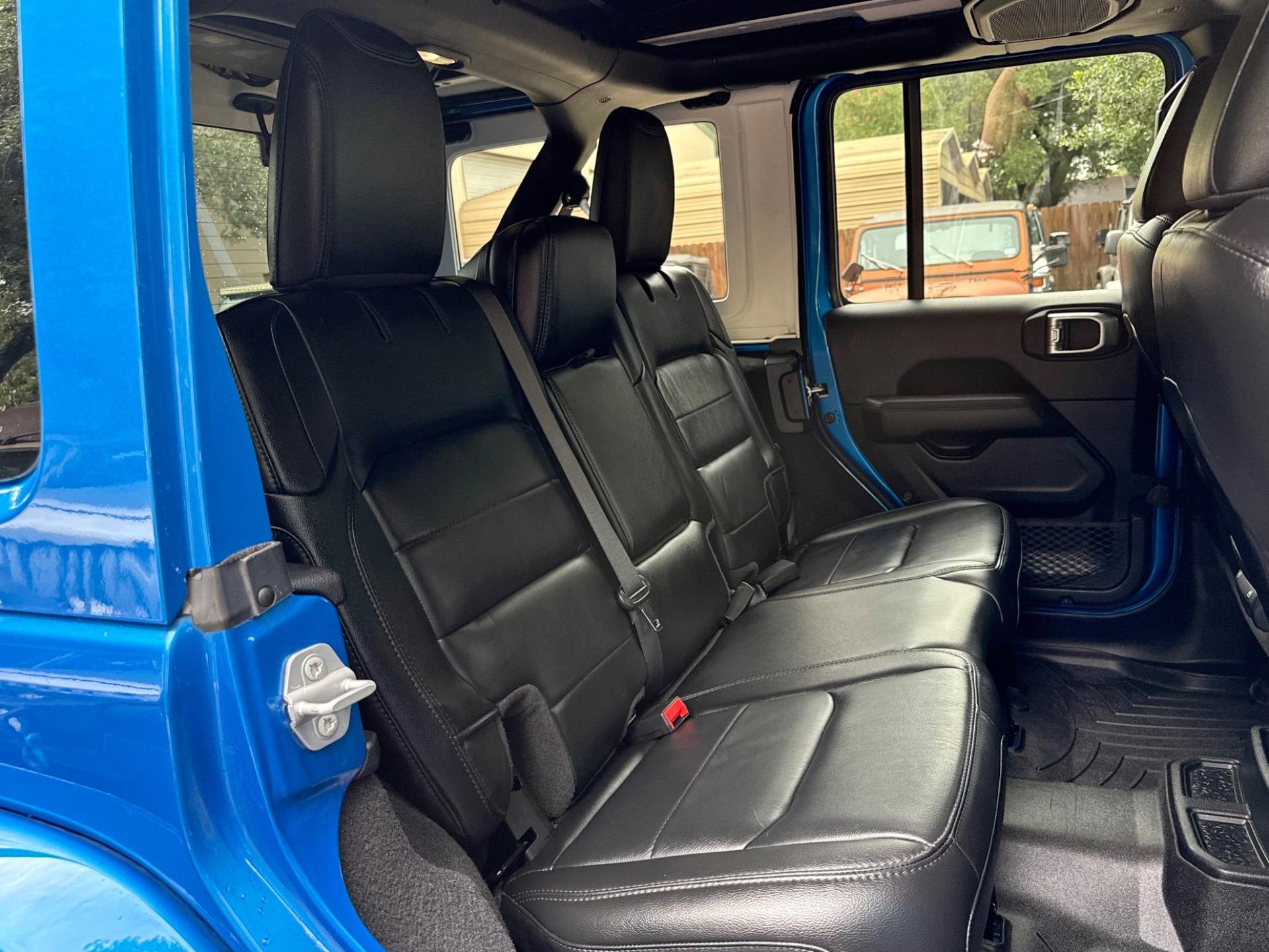 2021 Jeep Wrangler Unlimited Sahara Altitude