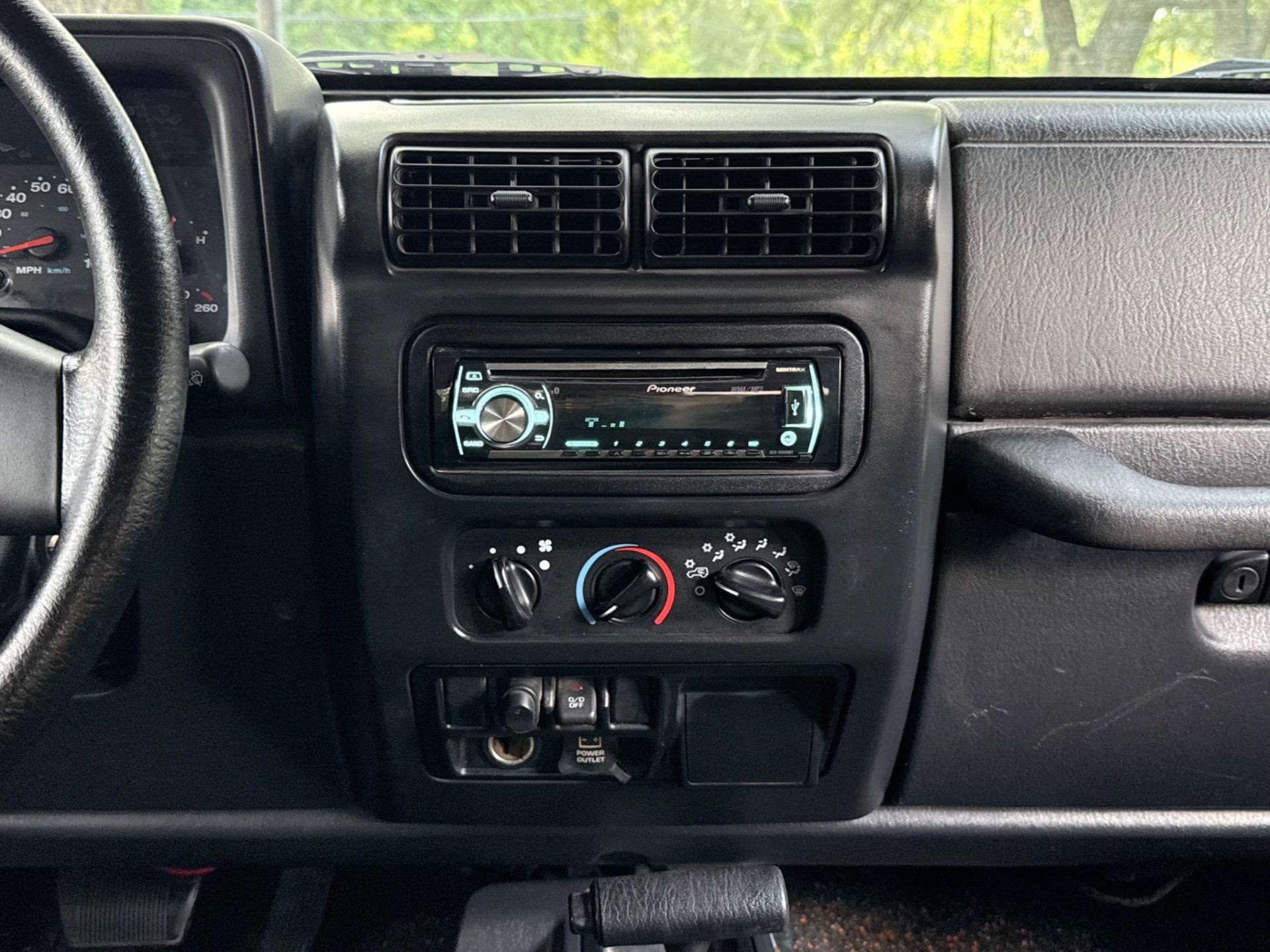 2004 Jeep Wrangler X