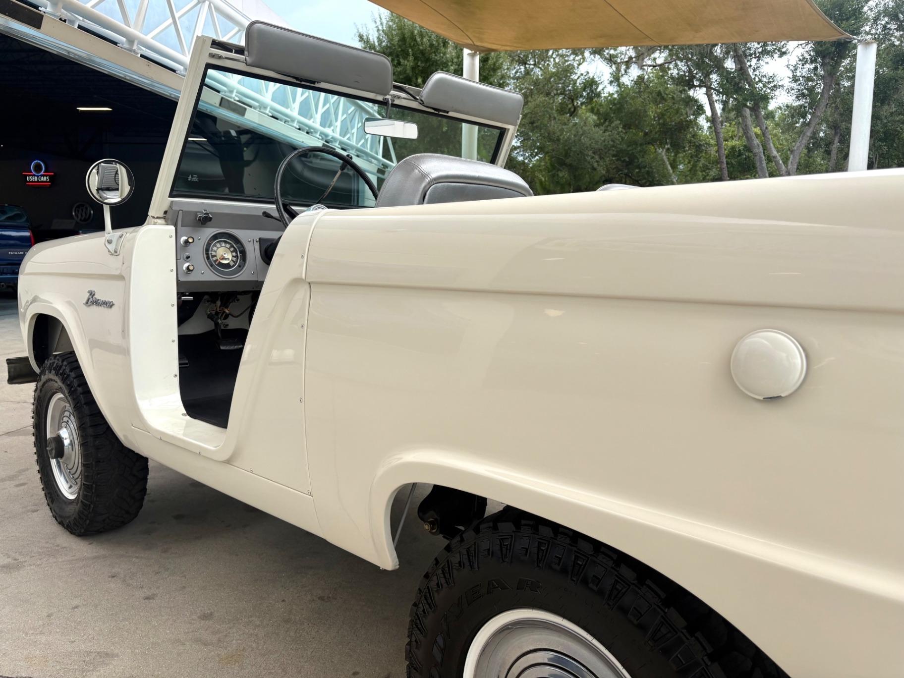 1966 Ford Bronco U13 Roadster