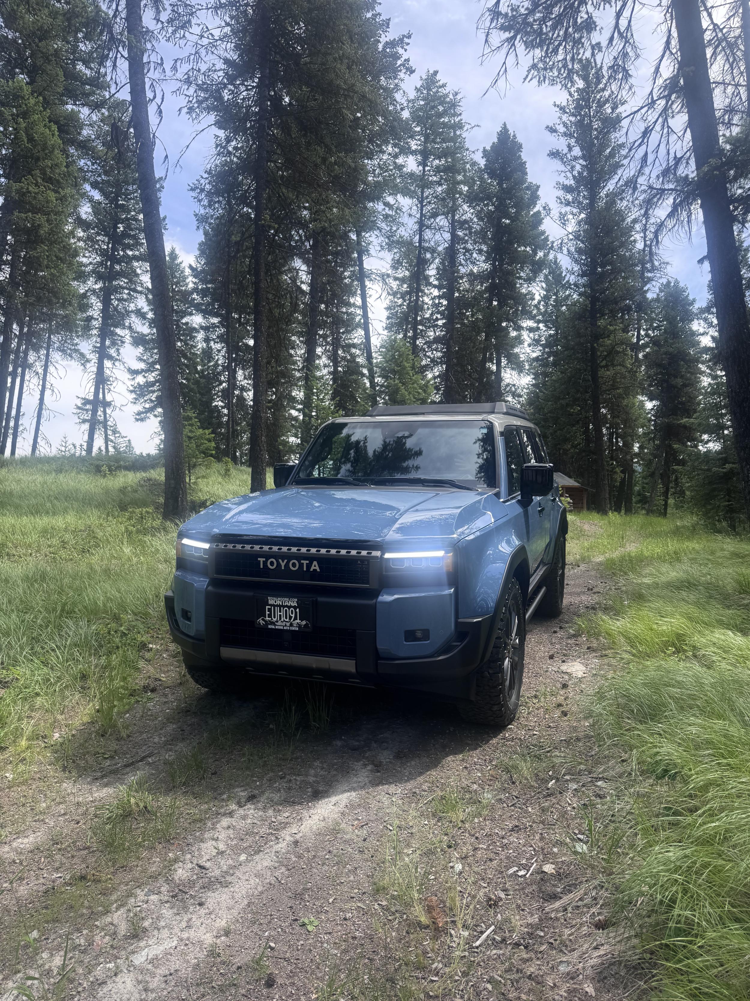 2025 Toyota Land Cruiser Heritage Edition