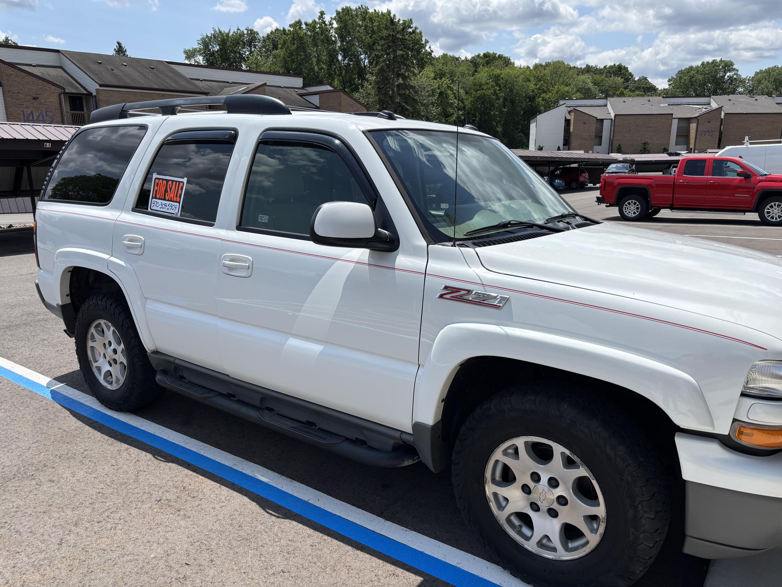2005 Chevrolet Tahoe Z71 - 3