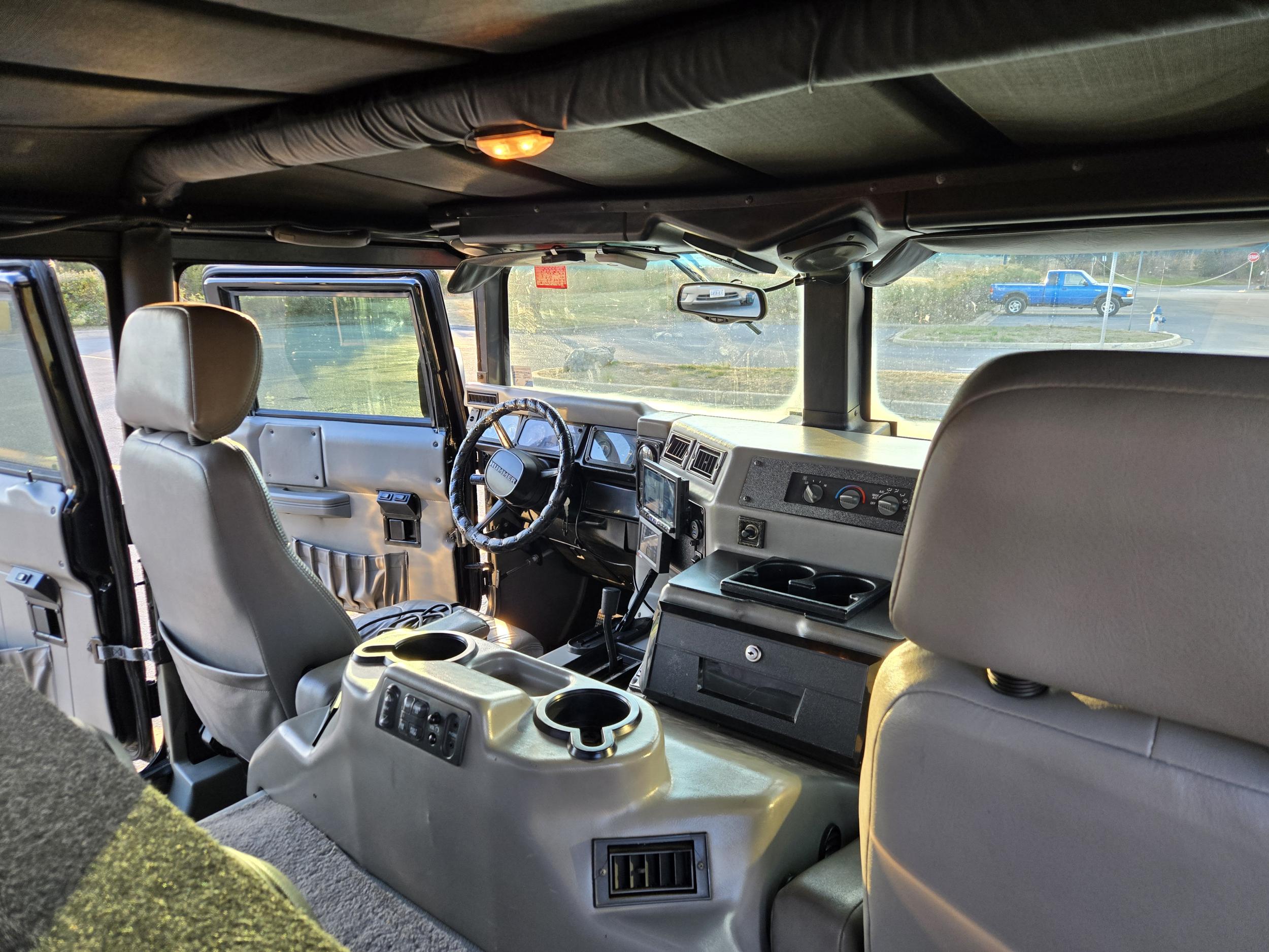 2002 HUMMER H1 Open Top