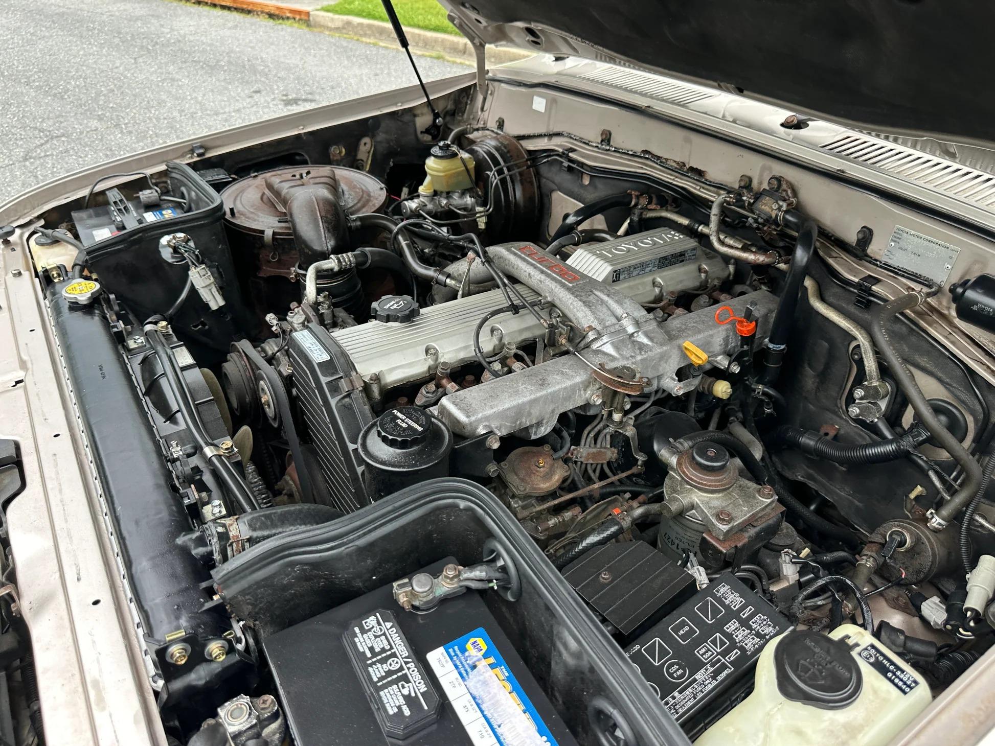 Triple-Locked 1991 Toyota Land Cruiser HDJ81 VX