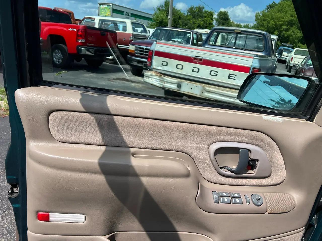 1997 Chevrolet Tahoe 1500 LT