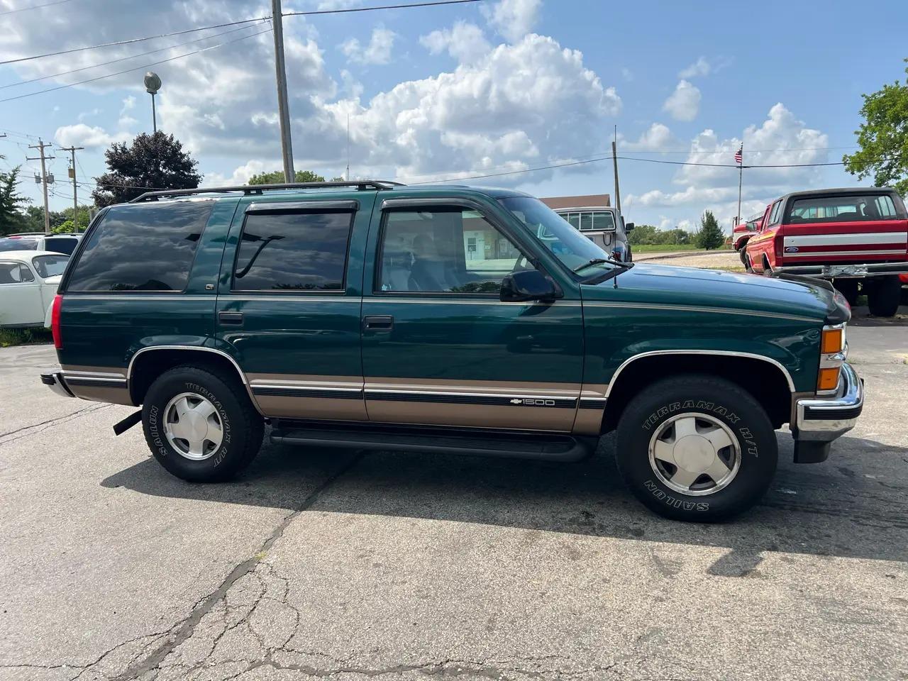 1997 Chevrolet Tahoe 1500 LT - 2