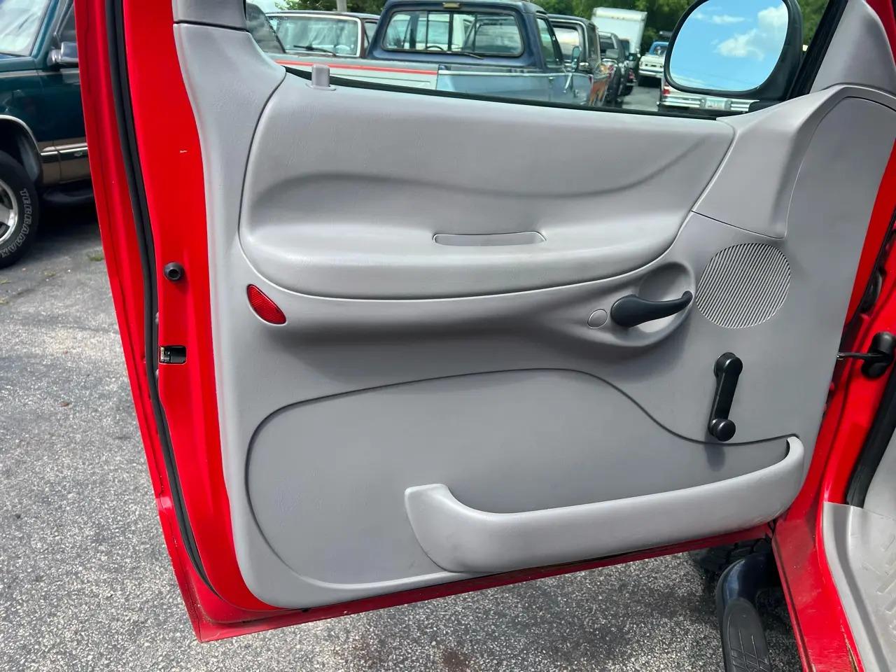 1997 Ford F-150 XL