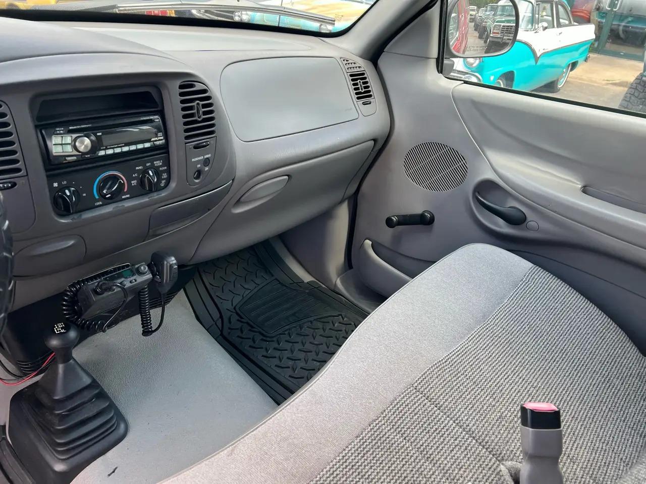 1997 Ford F-150 XL